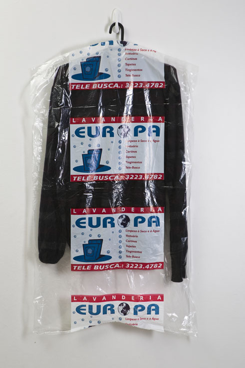 Capa plastica para roupas Lav Europa
